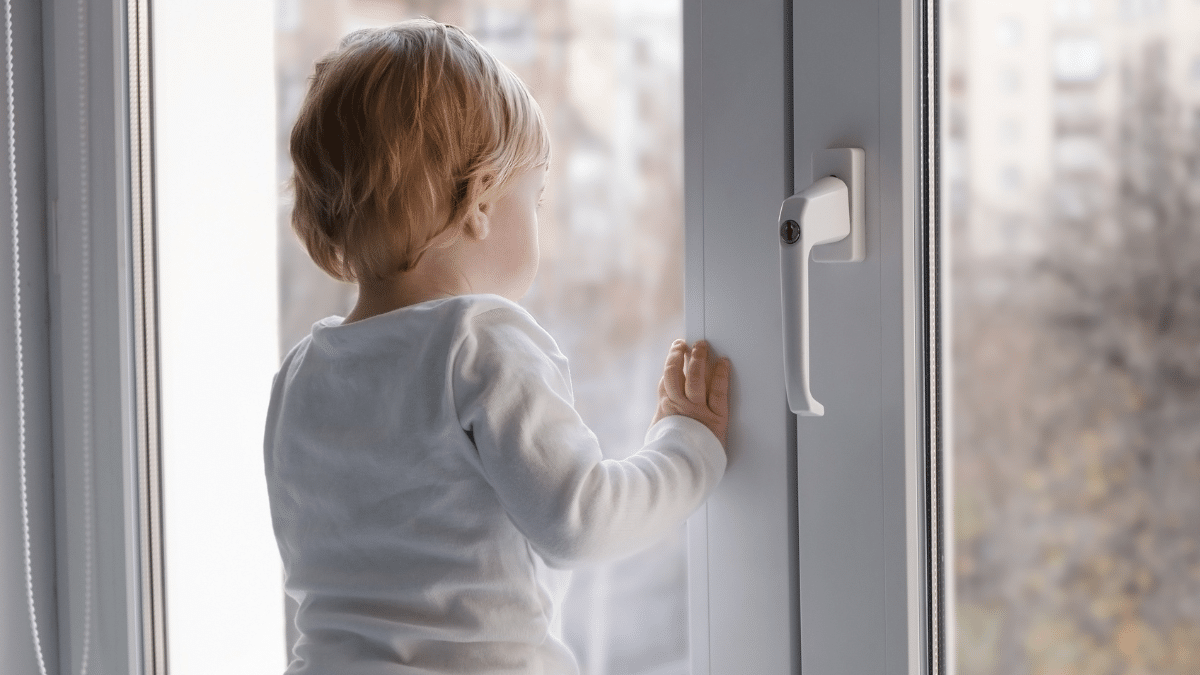 verouillage-fenetre-securite-enfant